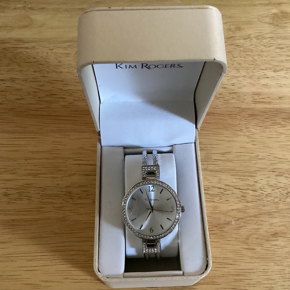 Kim Rogers Silver-tone Bangle Bracelet Band Women’s Watch New in Box